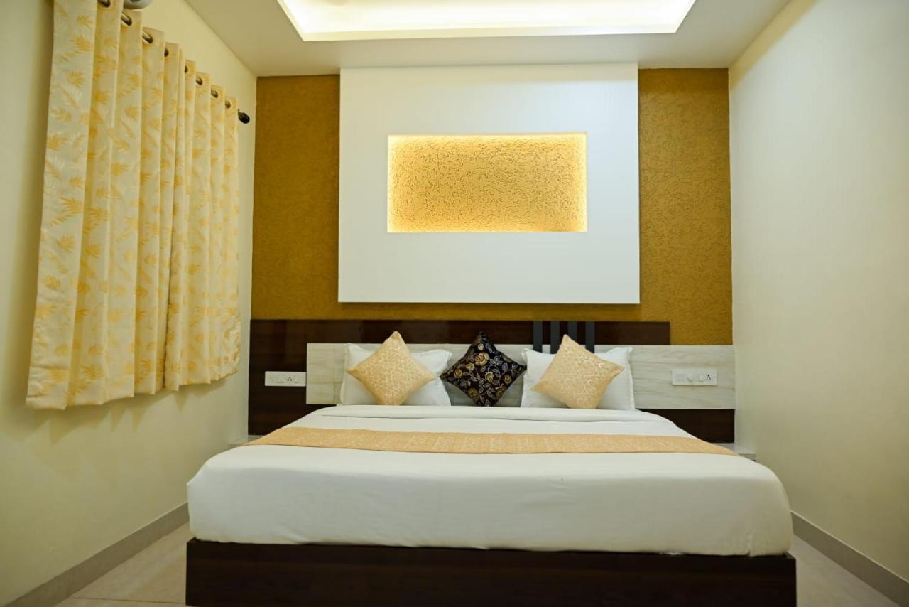 Hotel Golden Bliss Bhopal Exterior foto