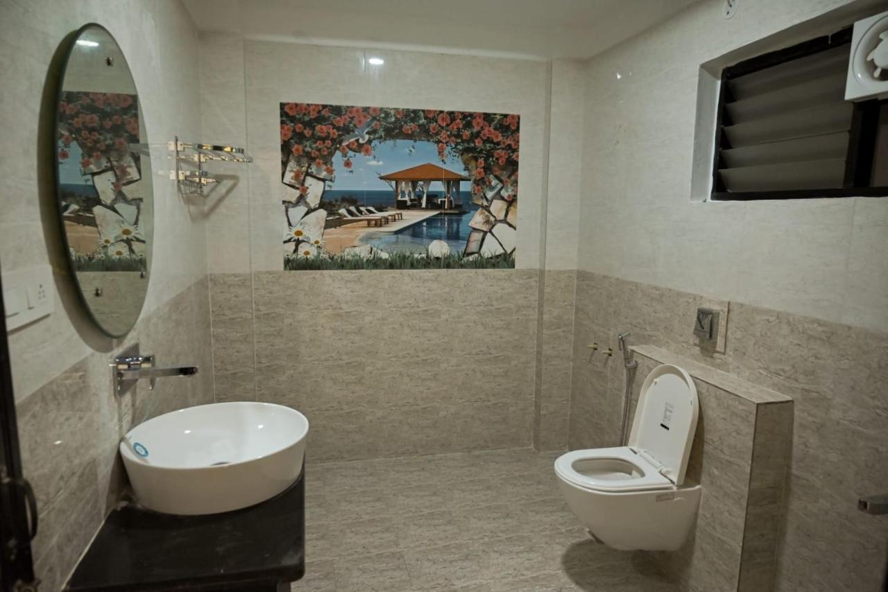 Hotel Golden Bliss Bhopal Exterior foto